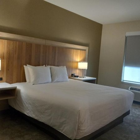 Radisson Hotel Pendleton Airport Ngoại thất bức ảnh