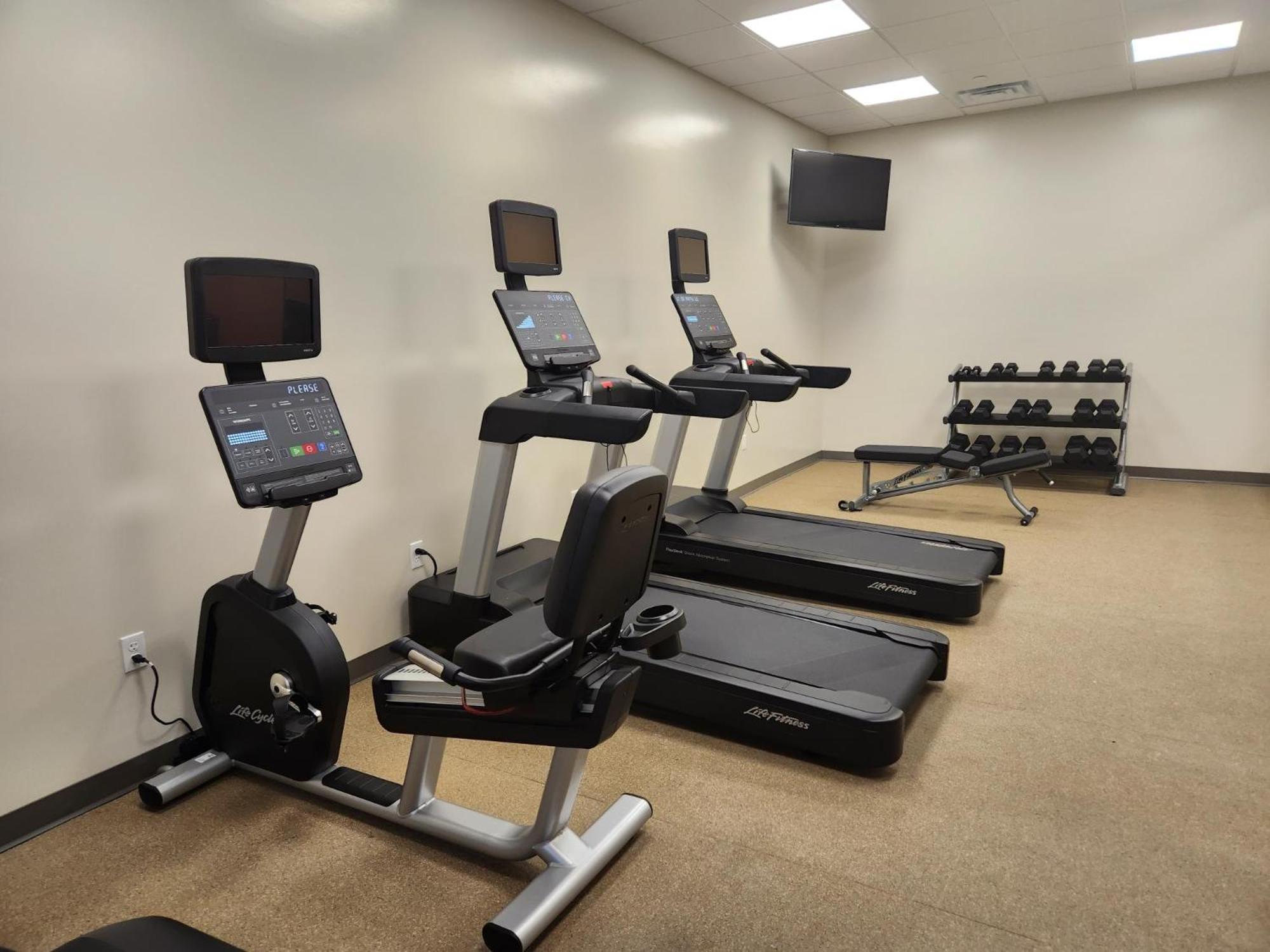 Radisson Hotel Pendleton Airport Ngoại thất bức ảnh