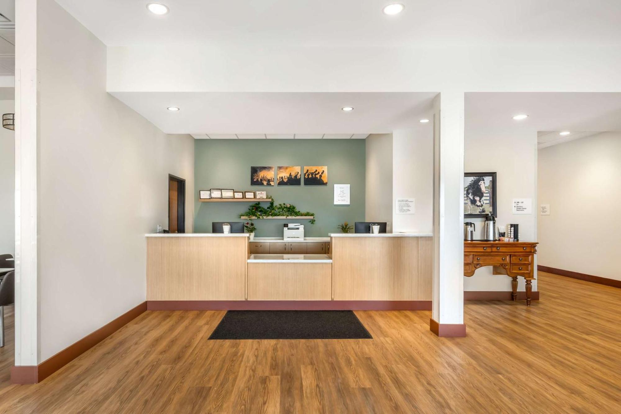 Radisson Hotel Pendleton Airport Ngoại thất bức ảnh