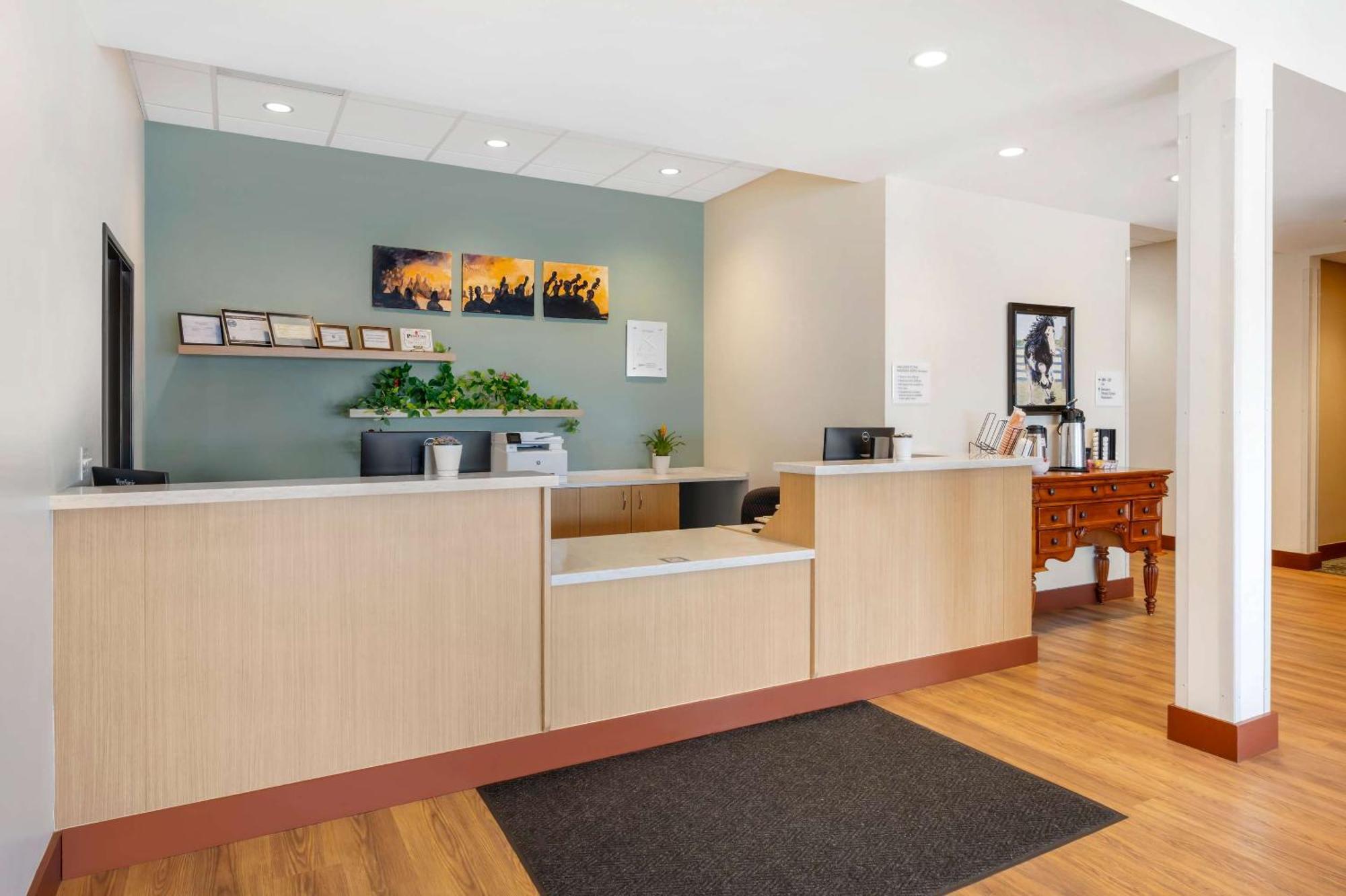 Radisson Hotel Pendleton Airport Ngoại thất bức ảnh